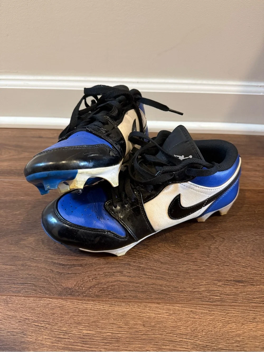 Nike Black Blue White Low-Top Football Cleats